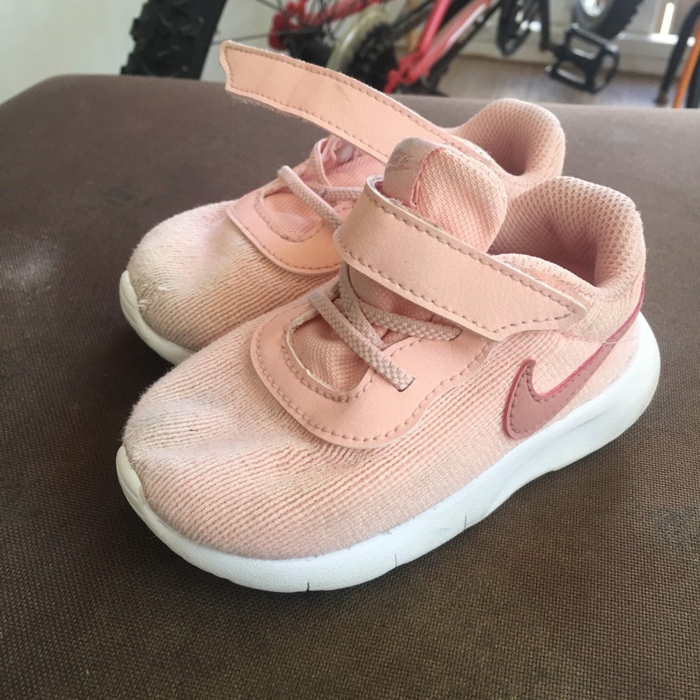 Lightly used Nike light pink toddler shoes
